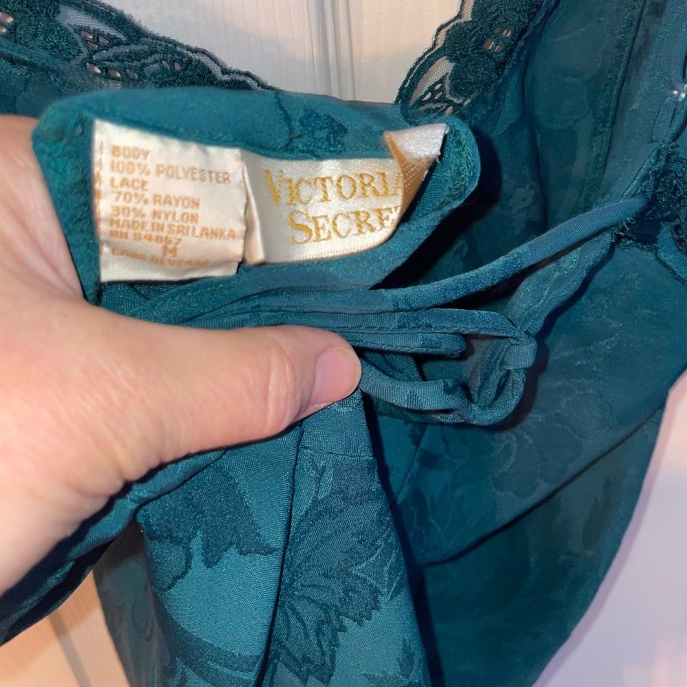 Vintage Victoria's Secret Teal damask with Lace Detail Nighty Medium - Picture 5 of 5